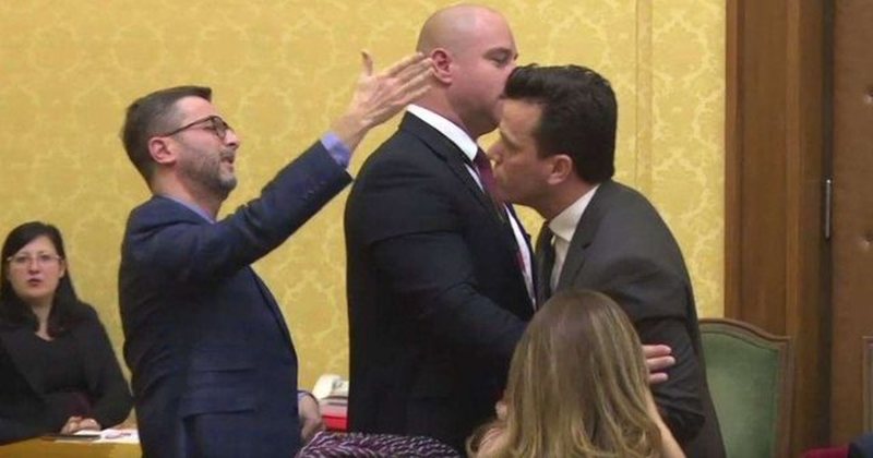 Braçe “demaskon” Agron Shehajn: U bë oligark përmes gjakut, drogës dhe spekullimit! Nuk e kam kuptuar kurrë pse e kanë falur agjensitë e kësaj qeveria