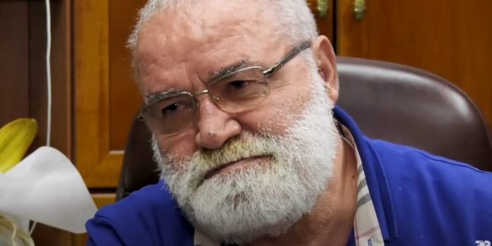 Po me urën ç’patën? Po me urën ç’patën?